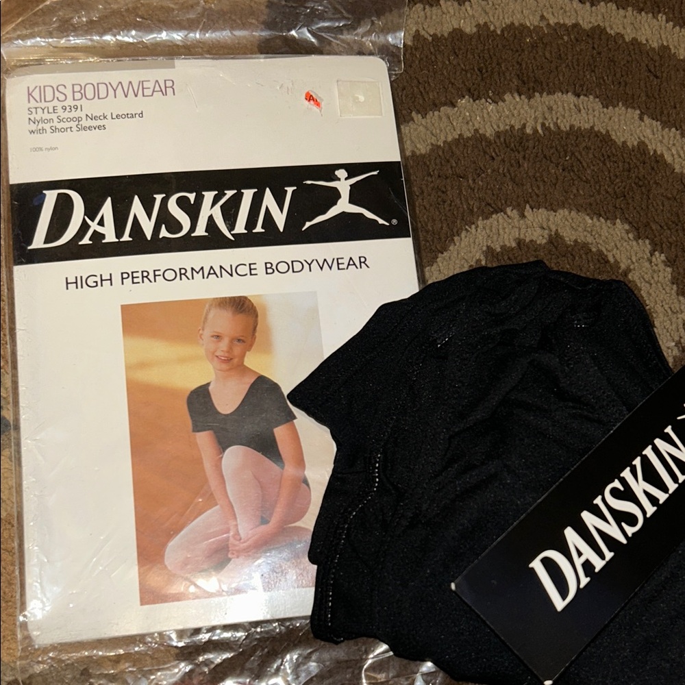 New! Danskin large black leotard